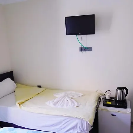 Hotel Resat 3*